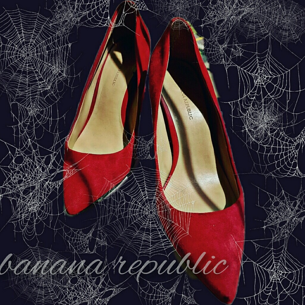 Blood red banana republic suede heels